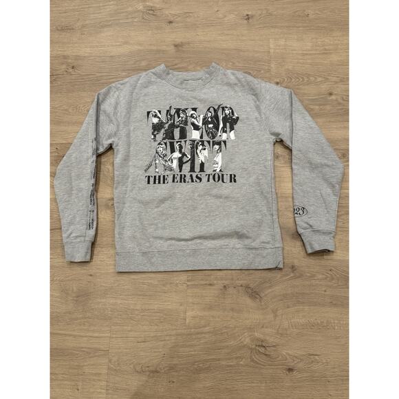 Taylor Swift The Eras Tour Official Pullover Sweatshirt Size Medium - Picture 1 of 8